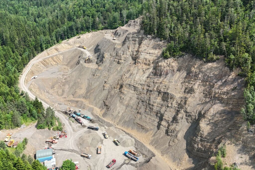 Widok na zakład górniczy Baligród z lotu ptaka